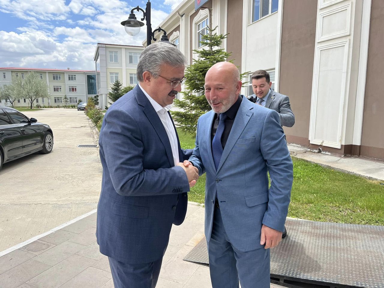 AK Parti Milletvekili İbrahim Yurdunuseven'den Afyonkarahisar İl Genel Meclis Başkanı Mehmet Siper'e Ziyaret