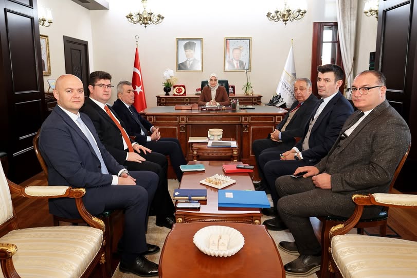 Afyonkarahisar Valiliği'nde Kurum Çalışmaları Değerlendirme Toplantısı Yapıldı