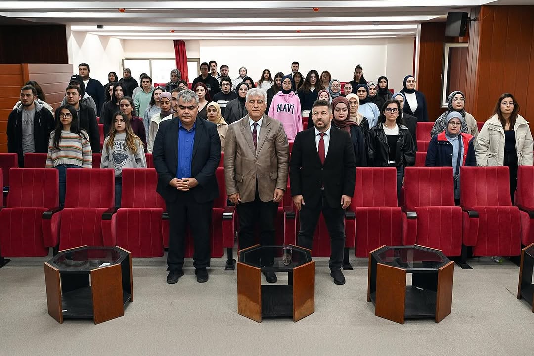 Afyon Kocatepe Üniversitesi'nde Türk Harf Devrimi Haftası Paneli Gerçekleştirildi