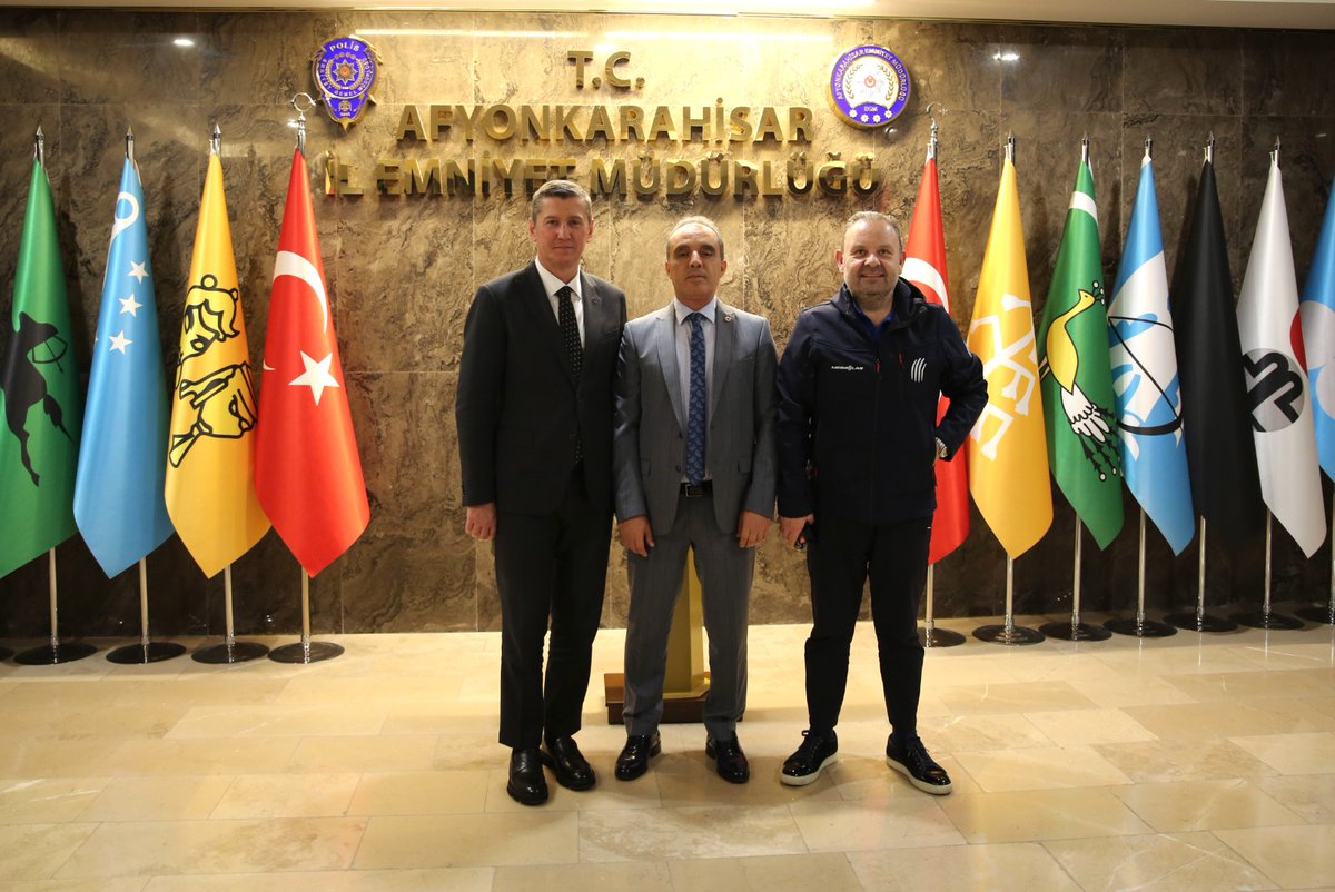 İş Bankası ve Mesalas Lastik Temsilcileri Emniyet Müdürü'nü Ziyaret Etti