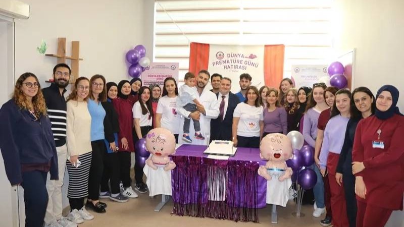 Afyonkarahisar'da Dünya Prematüre Günü'nde Anlamlı Farkındalık Etkinliği