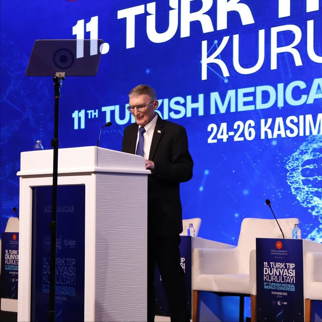 Rektör Aslan, Türk Tıp Dünyası Kurultayı'nda