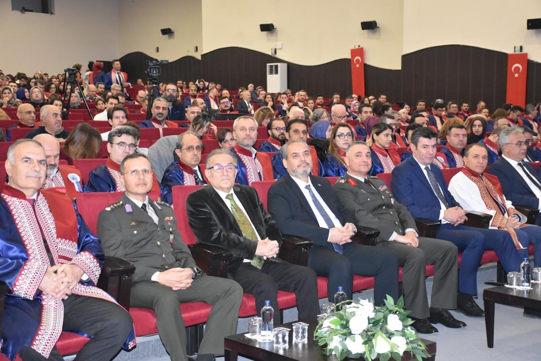 Afyonkarahisar'da Akademik Başarılar Ödüllendirildi