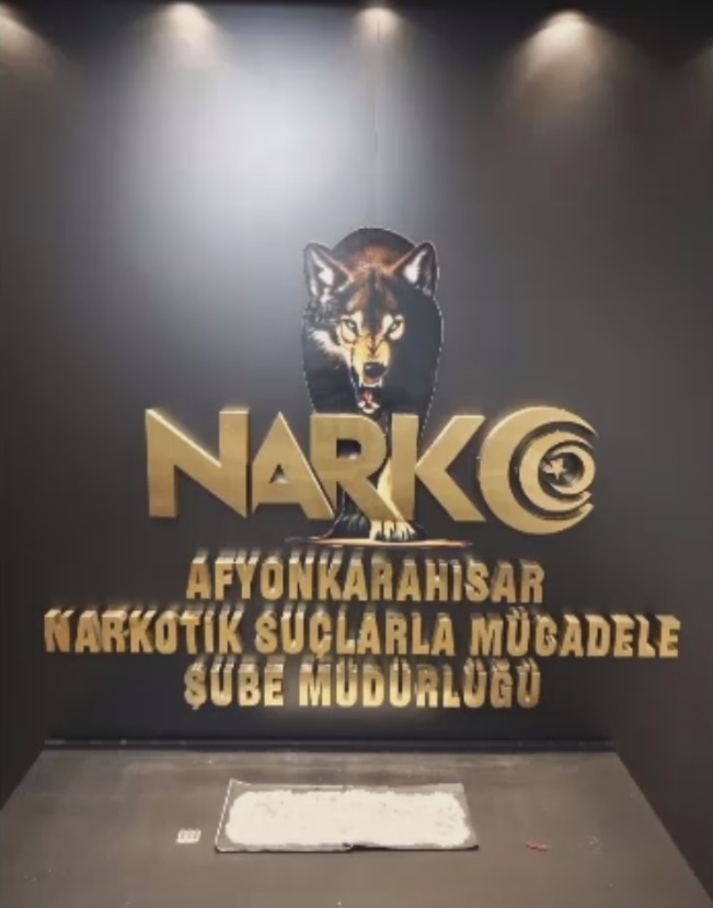 Uyuşturucu Operasyonunda 2 Şahıs Tutuklandı