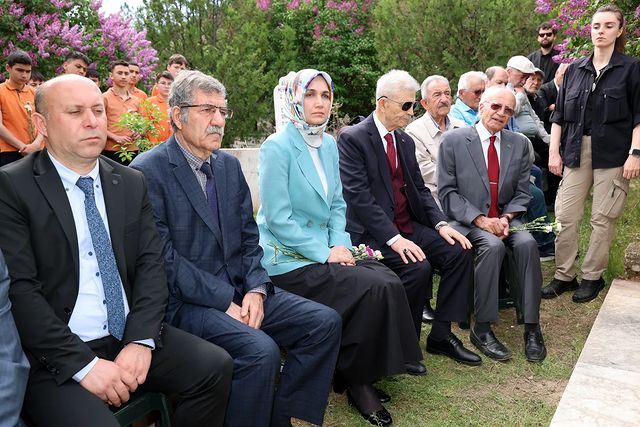 Afyonkarahisar'ın Tanınmış Şairi Osman Attila için Anma Etkinliği Düzenlendi