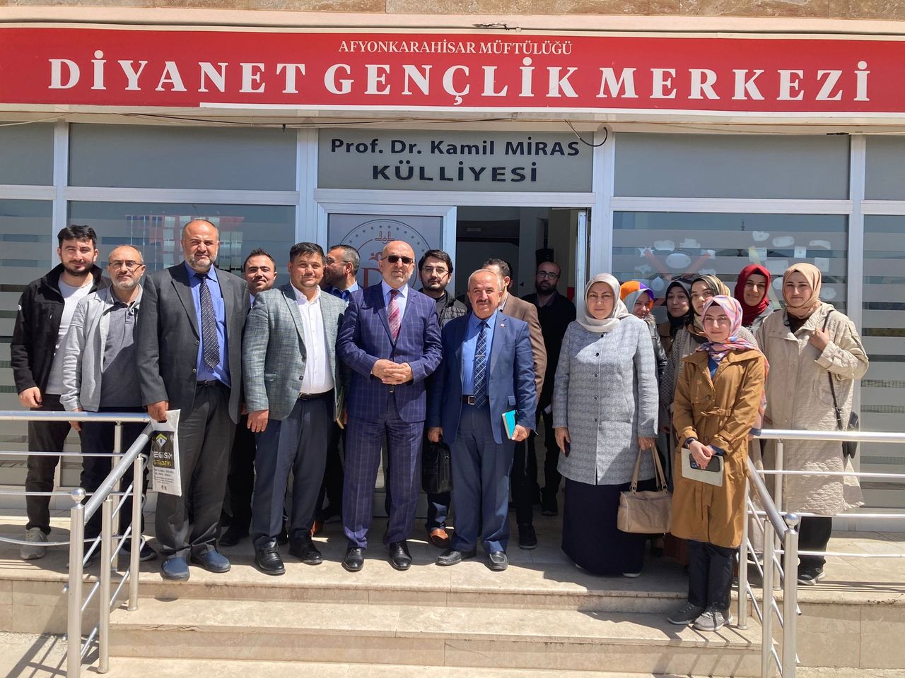 Ege'de Gençler için Manevi Rehberlik ve Koordinasyon Toplantısı Gerçekleştirildi