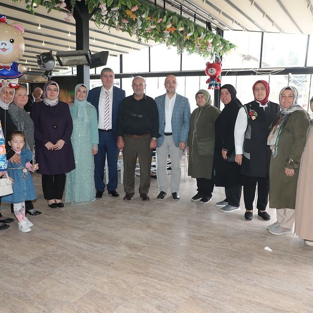 Şahin, Genç Bir Çiftin Nikah Törenine Katıldı  