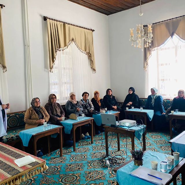 Emirdağ Kültür Evi’nde seminer