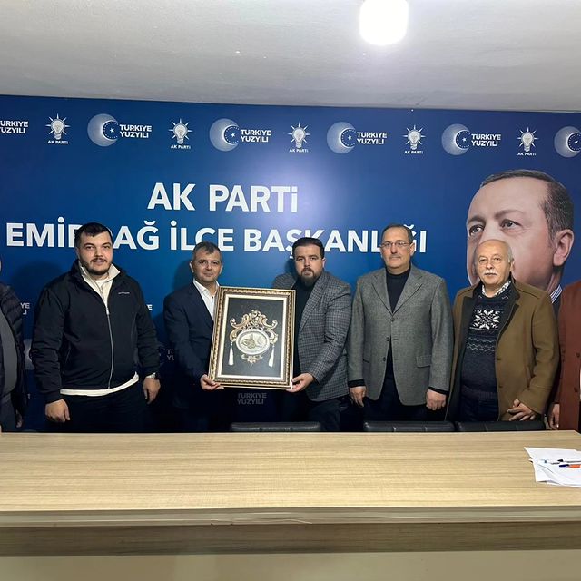 Başkan Koyuncu'dan AK Parti İlçe Başkanlığına Ziyaret