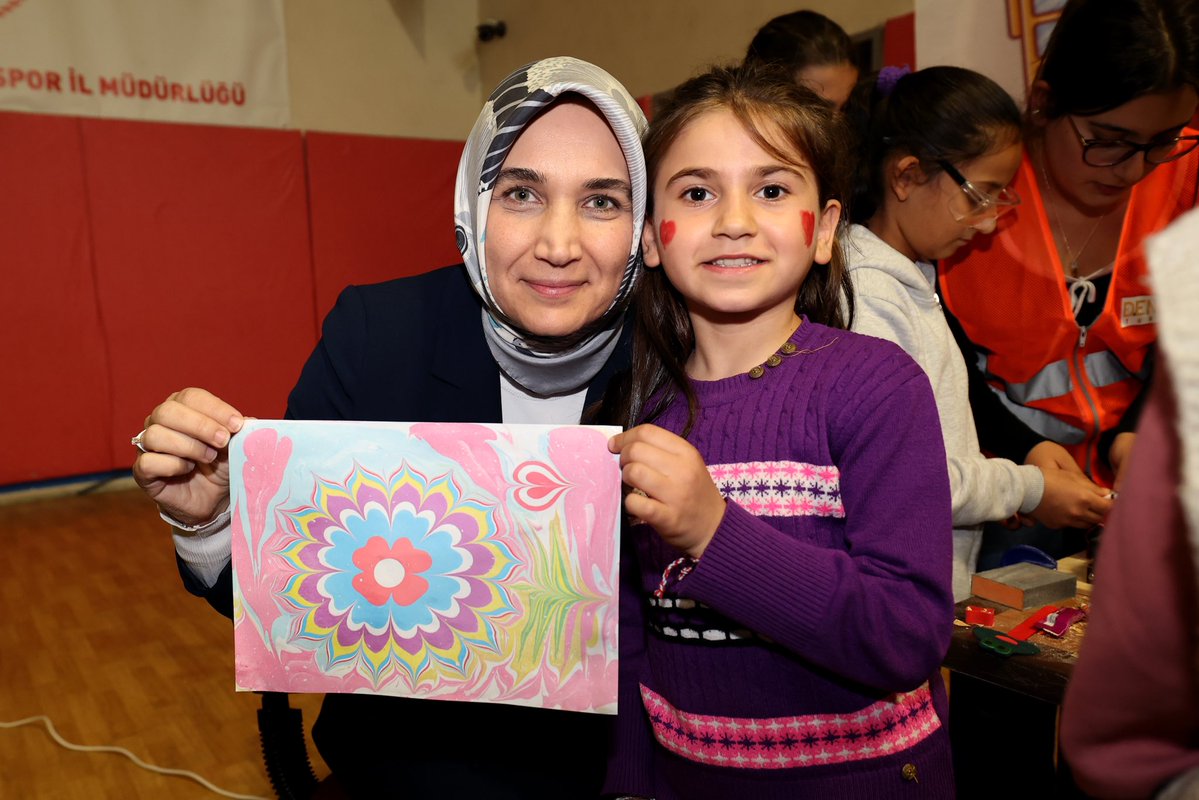 Afyonkarahisar'da Mutluluk Kervanı Projesi Kapsamında Etkinlik Düzenlendi