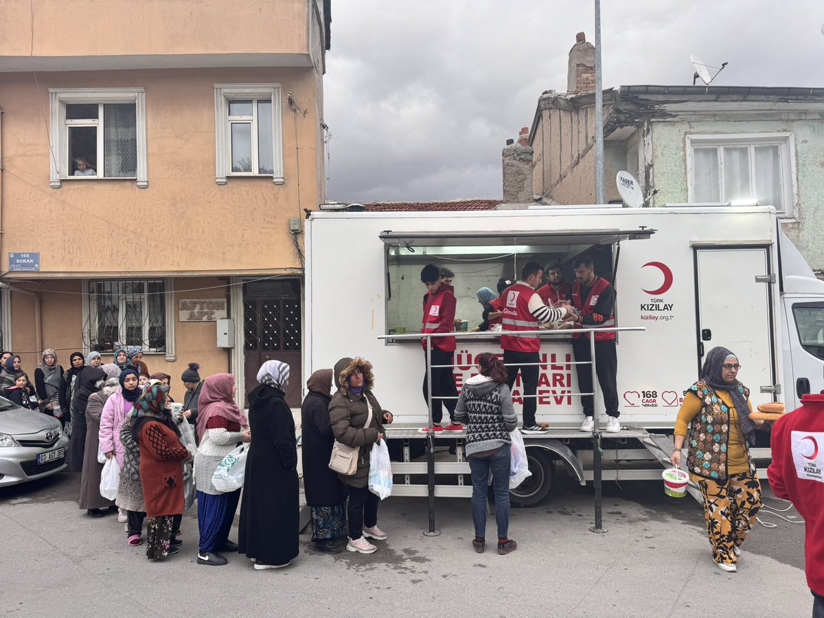 Afyonkarahisar'da İhtiyaç Sahiplerine Çorba Dağıtımı