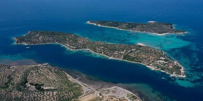 İzmir Dikili'deki Garip Adası İcradan Satışta