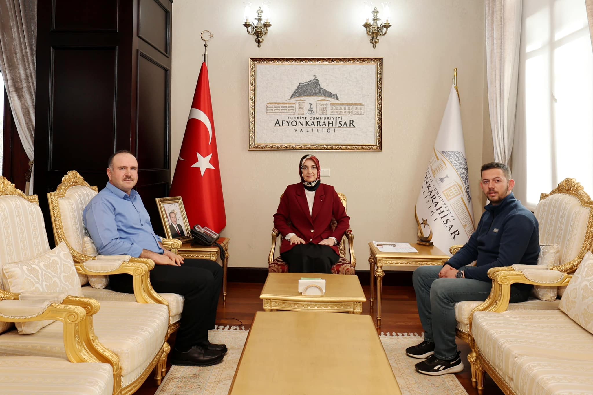 Vali Kübra Güran Yiğitbaşı, Yaralı Uzman Çavuş ve Muhtarı Kabul Etti