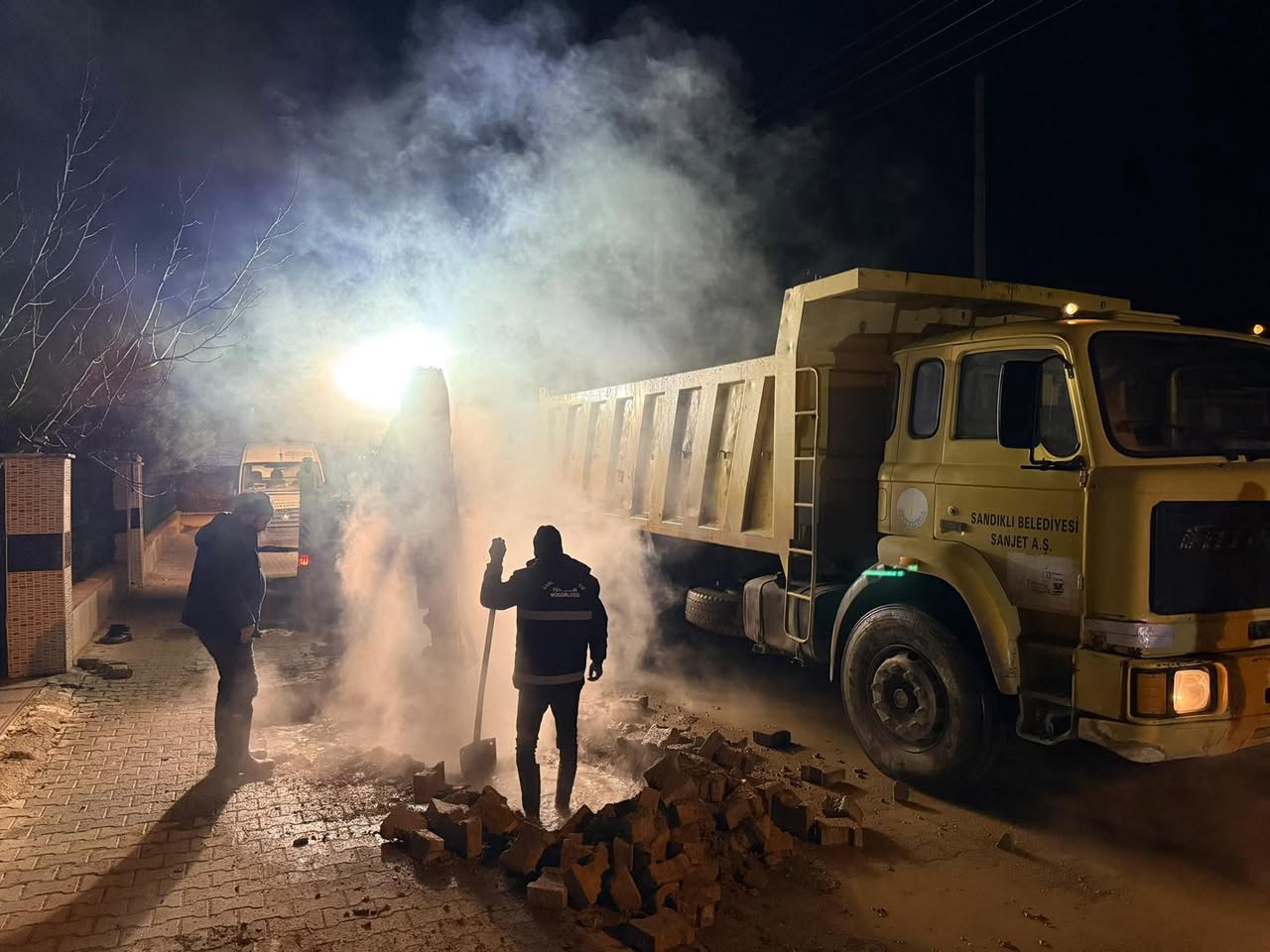 Sandıklı Belediyesi'nden Kesintisiz Belediye Hizmetleri