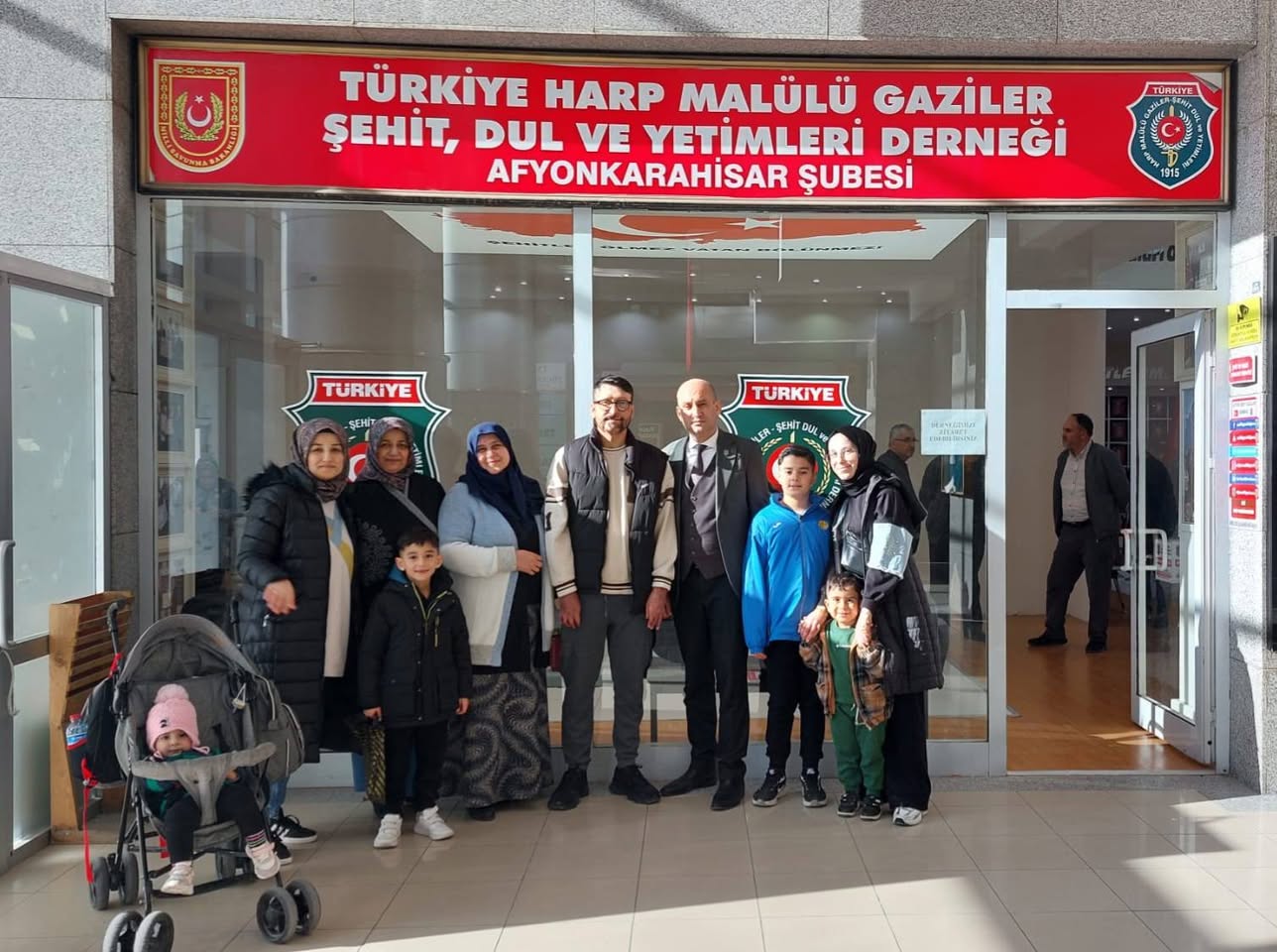 Gaziantep'te Trafik Kazasında Yaralanan Gazi Afyon'da Ziyarette Bulundu