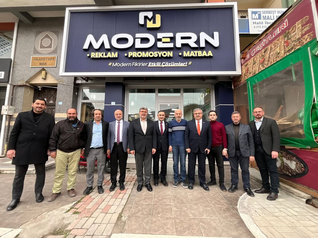 Afyonlu Esnaf Bilal Tuzsuz'un Acı Kaybı İçin Taziye Ziyareti Gerçekleştirildi