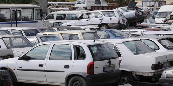 Hurda Araç Yasası Fiyatları Artırdı: ÖTV İndirimi Beklentisi Piyasayı Hareketlendirdi