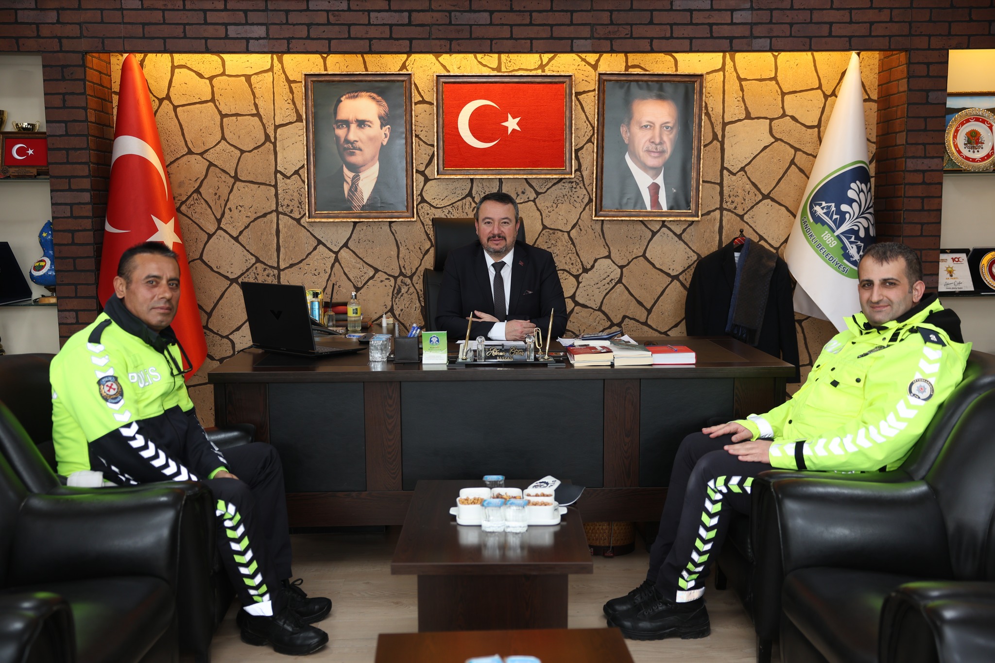 Sandıklı Bölge Trafik, Başkan Öztaş'ı Makamında Ziyaret Etti