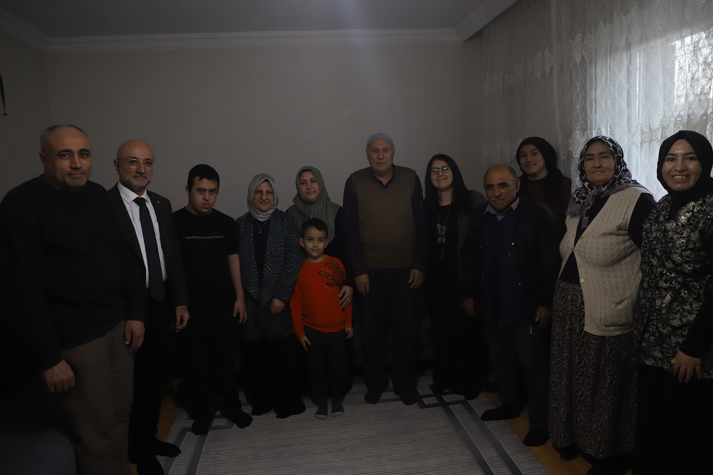 Ak Parti Afyon İl Başkanlığı'ndan Ev Ziyaretleri