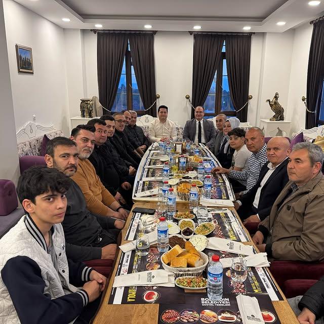 Bolvadin Belediyesi İftar Programı: Kaymakam ve Belediye Başkanı, Meclis Üyeleriyle Bir Araya Geldi