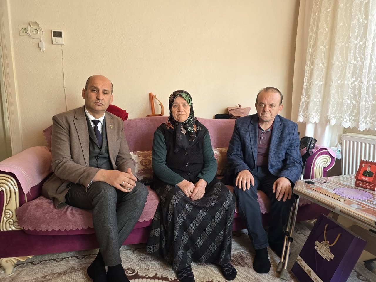 Afyonkarahisar'da Şehit Annesi Ziyaret Edildi