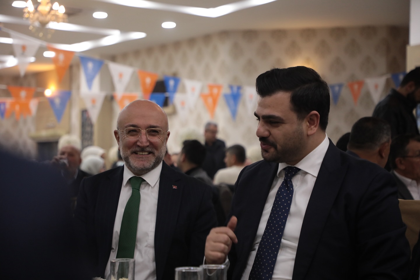 AK Parti Afyonkarahisar Teşkilatı Vefa İftarıyla Bir Araya Geldi