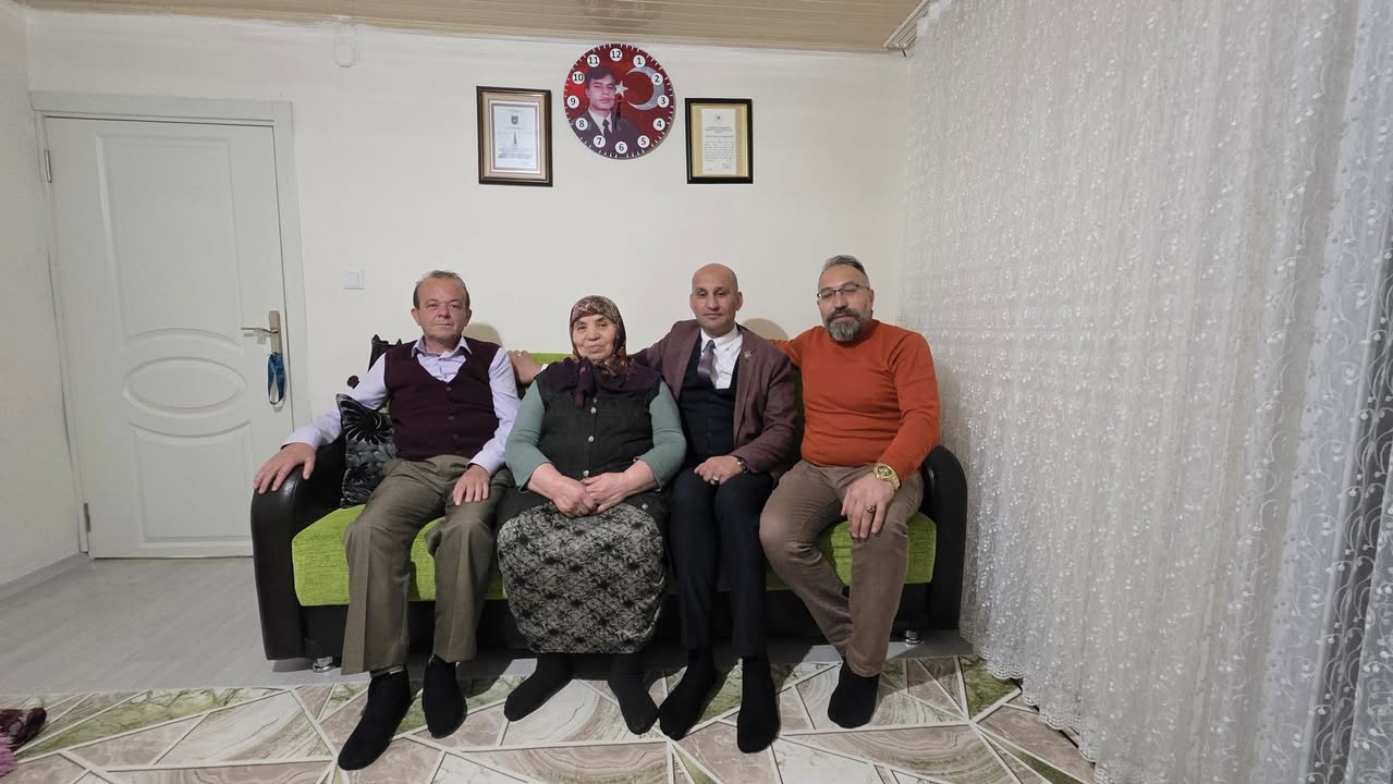 Afyon Şehit ve Gaziler Derneği, Şehit Annesini Ziyaret Etti