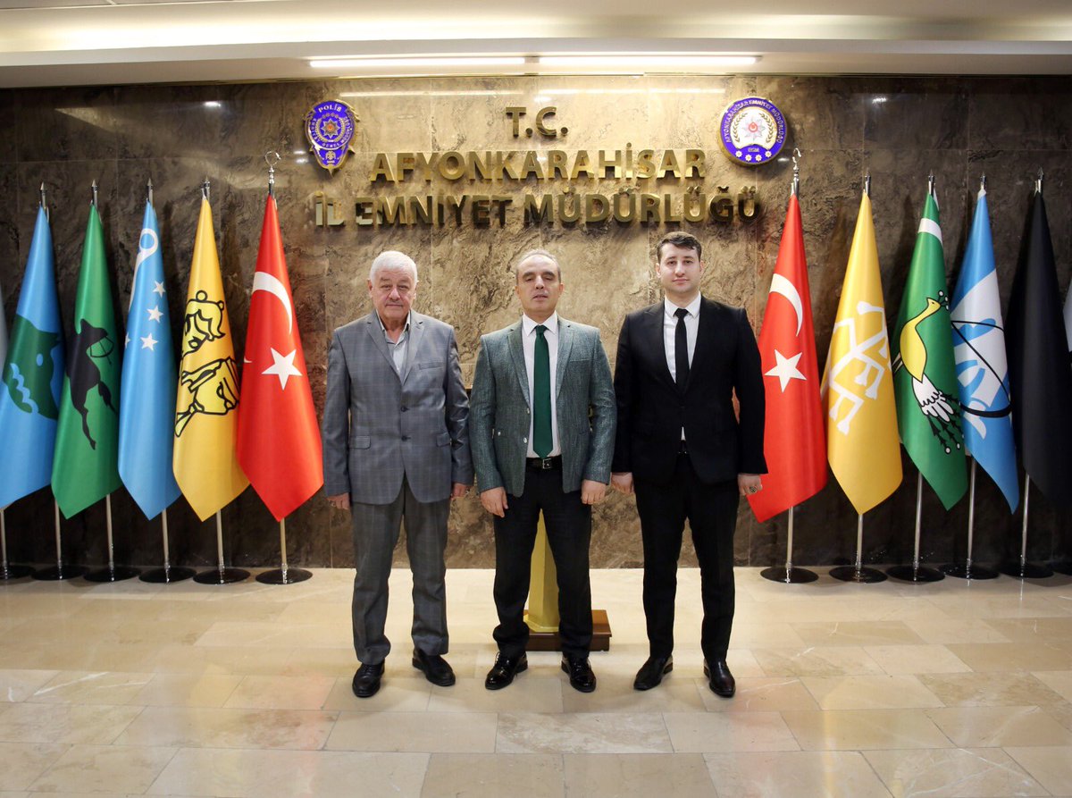 Kahraman Gazi ve Şehit Babası, İl Emniyet Müdürü'nü Ziyaret Etti