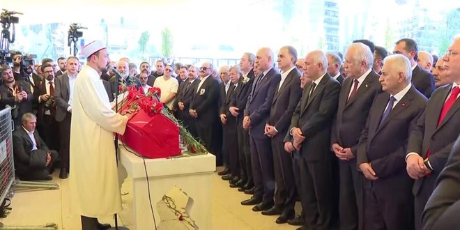 Sırrı Süreyya Önder, Son Yolculuğuna Uğurlandı