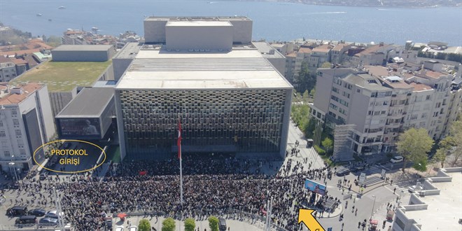 Özgür Özel'in Aracının Otoparka Alınmadığı İddiası Yalanlandı