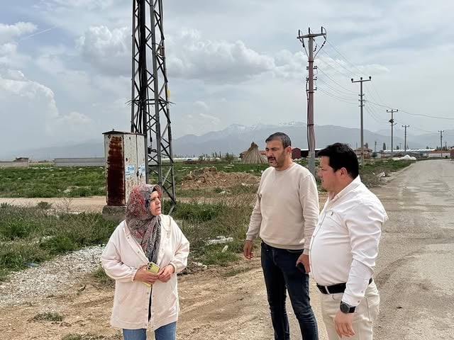Bolvadin Belediye Başkanı AYNACI, Ağılönü Bölgesindeki Sorunlara Çözüm Odaklı Yaklaşıyor