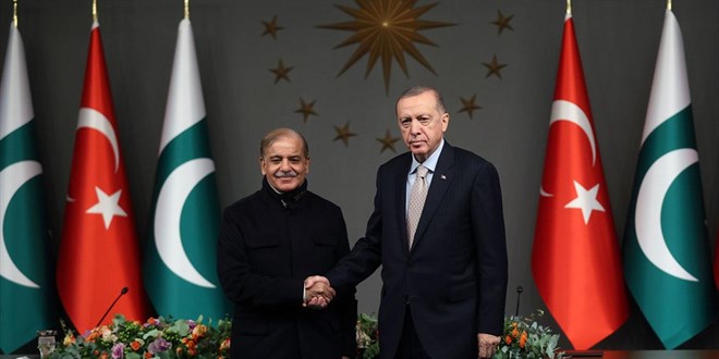 Erdoğan ve Pakistan Başbakanı Şerif Hindistan-Pakistan Gerilimini Görüştü