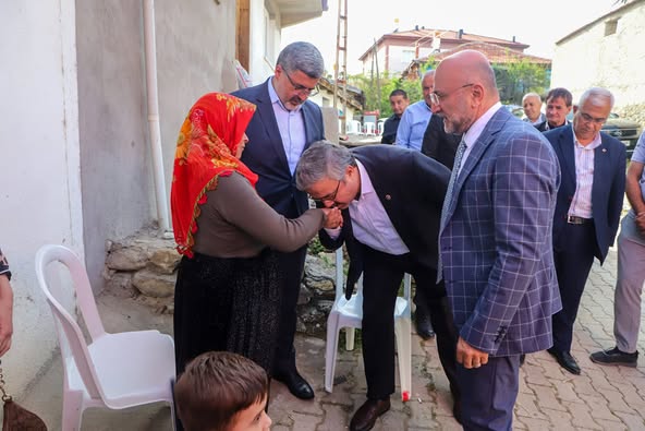 Şehit İstihkâm Uzman Çavuş Özen'in Ailesine Taziye Ziyareti