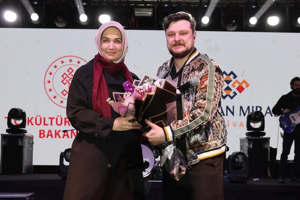 Ayazini Frig Vadisi'nde Ekin Uzunlar Konseriyle Yaşayan Miras Festivali Coşkusu