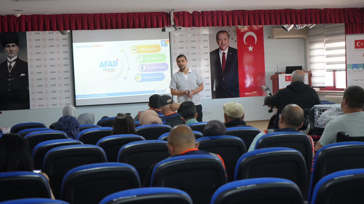 Afyonkarahisar AFAD'dan Özel Gereksinimli Bireylere Afet Farkındalık Eğitimi