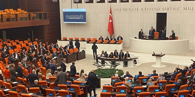 TBMM'de Meclis Başkanvekili Karacaya Yetki Verilmemesi Tartışma Yarattı