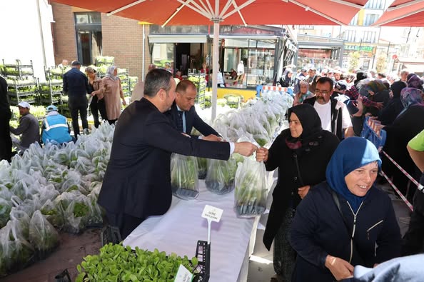 Sandıklı Belediyesi Ata Tohumlarıyla Geleceğe Nefes Oldu