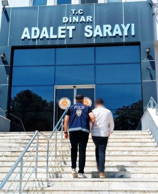 Aranan Hırsızlık Zanlısı Yakalandı