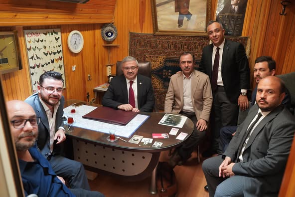 Ak Parti Milletvekili Yurdunuseven, Kayseri'deki Köklü İşletmeyi Ziyaret Etti