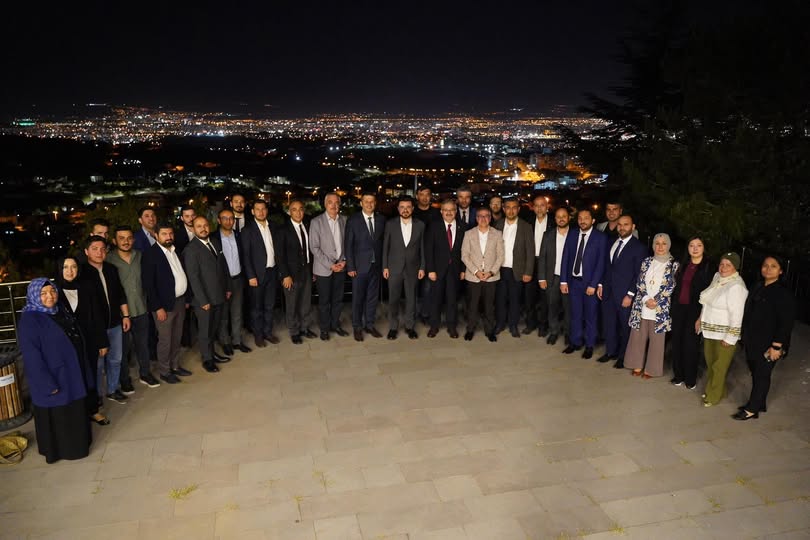 AK Parti Milletvekili Yurdunuseven Kayseri'de İl Teşkilatıyla Bir Araya Geldi
