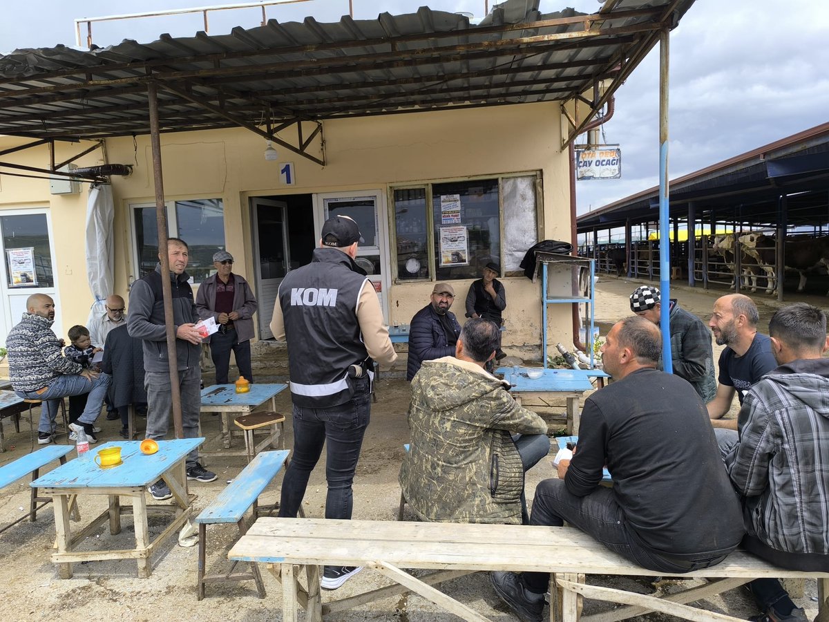 Kurban Bayramı Öncesi Sahte Para Uyarısı: İl Emniyet Müdürlüğü Hayvan Pazarlarında Bilgilendirme Çalışması Yaptı