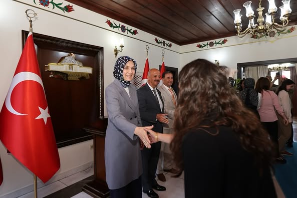 Afyonkarahisar Valisi Yiğitbaşı, Bayram Sonrası İlk Mesaide Personelle Buluştu