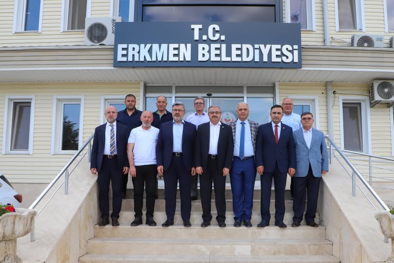 AK Parti Heyeti Erkmen'de Hizmet İçin Toplandı