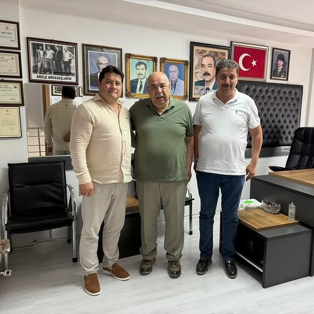 Bolvadin Belediyesi Heyeti Hayırsever İş İnsanı Ceylan Emet'i Ziyaret Etti