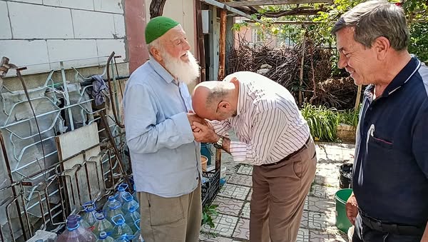 AK Parti Afyon İl Başkanı Şahin, Çay'da Selahattin Dumlupınar'ı Ziyaret Etti