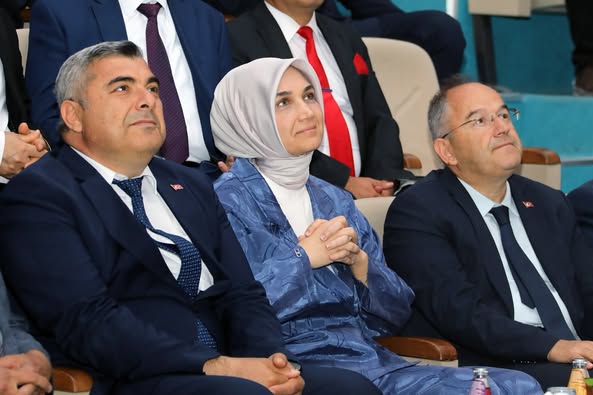 Afyonkarahisar'da Zirvedekiler Ödül Töreni Gerçekleştirildi