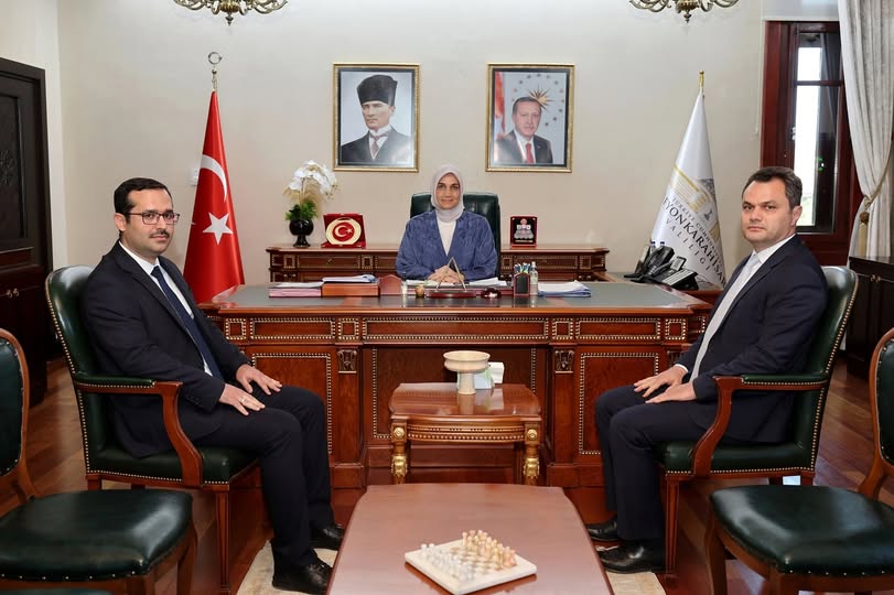 Afyonkarahisar Valisi Yiğitbaşı, KOSGEB ve Türk Telekom İl Müdürlerini Kabul Etti