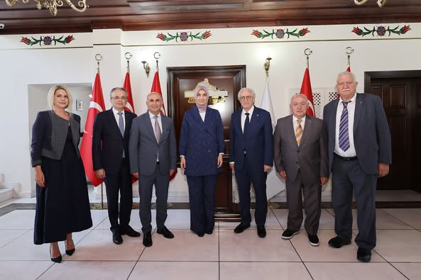 Afyonkarahisar Valisi Yiğitbaşı, Ege İhracatçıları Birliği Heyetini Kabul Etti