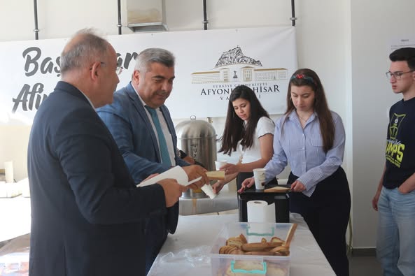 Afyonkarahisar'da YKS Öğrencilerine Moral Desteği