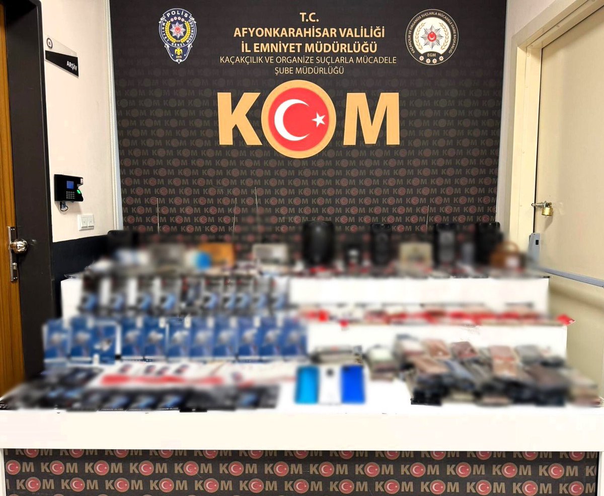 İlimizde Kaçakçılık Operasyonu: 3 Akıllı Cep Telefonuna El Konuldu